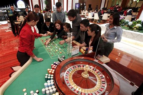 online casino dealer salary Philippines